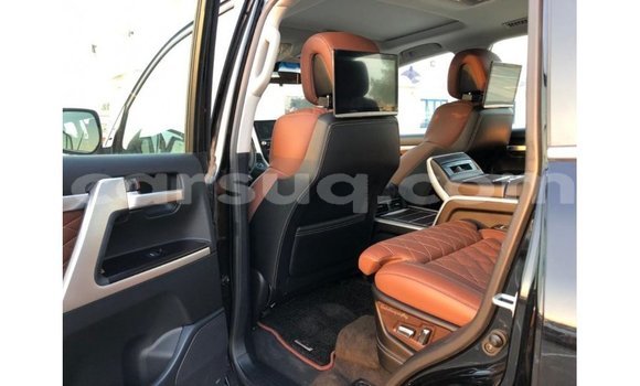 Buy Import Toyota Land Cruiser Black Car in Import - Dubai in Barh el Gazel Buy Import Toyota Land Cruiser Black Car in Import - Dubai in Barh el Gazel