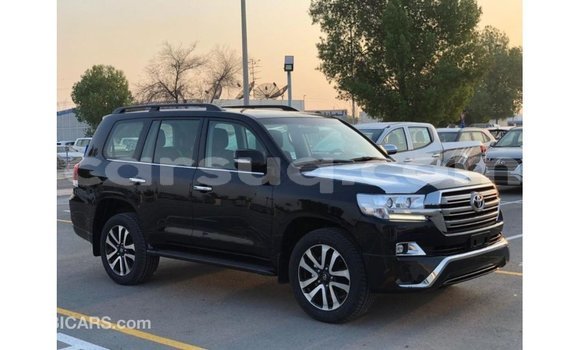 Buy Import Toyota Land Cruiser Black Car in Import - Dubai in Barh el Gazel Buy Import Toyota Land Cruiser Black Car in Import - Dubai in Barh el Gazel