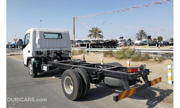 Buy Import Mitsubishi L400 White Truck in Import - Dubai in Barh el Gazel Buy Import Mitsubishi L400 White Truck in Import - Dubai in Barh el Gazel