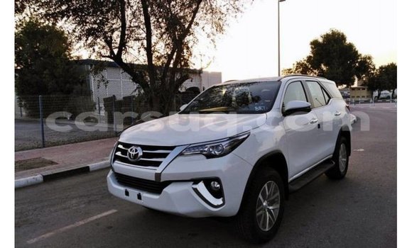 Buy Import Toyota Fortuner White Car in Import - Dubai in Barh el Gazel Buy Import Toyota Fortuner White Car in Import - Dubai in Barh el Gazel