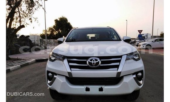 Buy Import Toyota Fortuner White Car in Import - Dubai in Barh el Gazel Buy Import Toyota Fortuner White Car in Import - Dubai in Barh el Gazel
