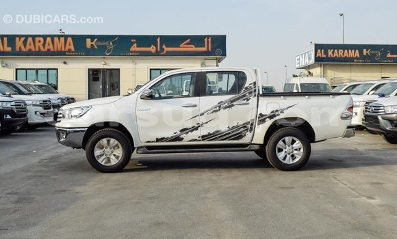 Buy Import Toyota Hilux White Car in Import - Dubai in Barh el Gazel Buy Import Toyota Hilux White Car in Import - Dubai in Barh el Gazel