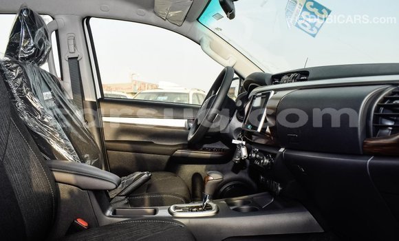 Buy Import Toyota Hilux White Car in Import - Dubai in Barh el Gazel Buy Import Toyota Hilux White Car in Import - Dubai in Barh el Gazel