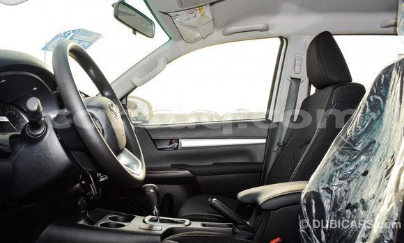 Buy Import Toyota Hilux White Car in Import - Dubai in Barh el Gazel Buy Import Toyota Hilux White Car in Import - Dubai in Barh el Gazel