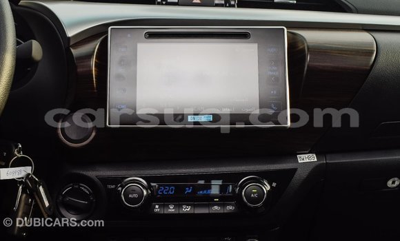 Buy Import Toyota Hilux White Car in Import - Dubai in Barh el Gazel Buy Import Toyota Hilux White Car in Import - Dubai in Barh el Gazel