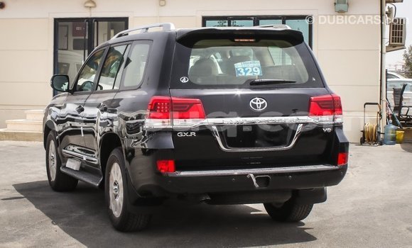 Buy Import Toyota Land Cruiser Black Car in Import - Dubai in Barh el Gazel Buy Import Toyota Land Cruiser Black Car in Import - Dubai in Barh el Gazel