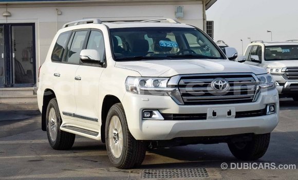 Buy Import Toyota Land Cruiser White Car in Import - Dubai in Barh el Gazel Buy Import Toyota Land Cruiser White Car in Import - Dubai in Barh el Gazel