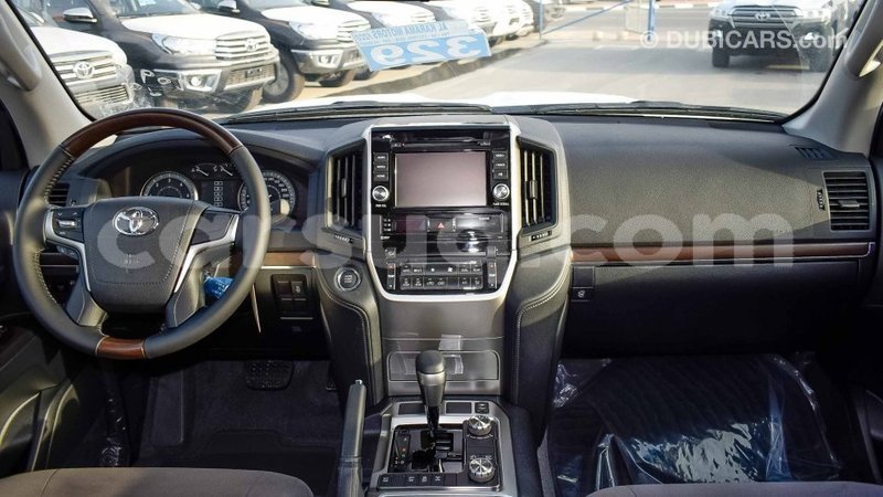 Big with watermark toyota land cruiser barh el gazel import dubai 1866