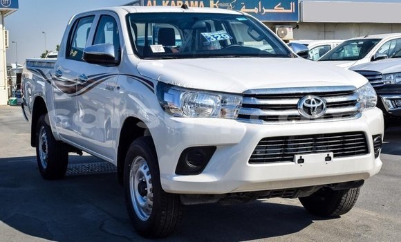 Buy Import Toyota Hilux White Car in Import - Dubai in Barh el Gazel Buy Import Toyota Hilux White Car in Import - Dubai in Barh el Gazel