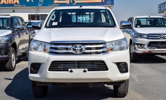 Buy Import Toyota Hilux White Car in Import - Dubai in Barh el Gazel Buy Import Toyota Hilux White Car in Import - Dubai in Barh el Gazel