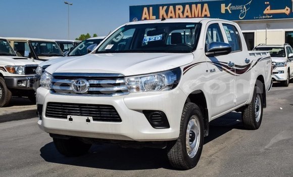 Buy Import Toyota Hilux White Car in Import - Dubai in Barh el Gazel Buy Import Toyota Hilux White Car in Import - Dubai in Barh el Gazel