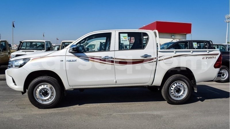 Big with watermark toyota hilux barh el gazel import dubai 1869