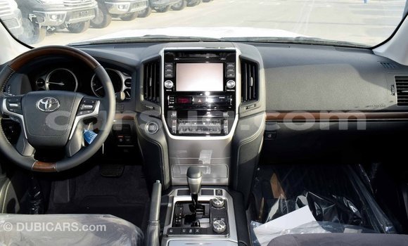 Buy Import Toyota Land Cruiser Black Car in Import - Dubai in Barh el Gazel Buy Import Toyota Land Cruiser Black Car in Import - Dubai in Barh el Gazel