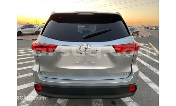 Buy Import Toyota Highlander Other Car in Import - Dubai in Barh el Gazel Buy Import Toyota Highlander Other Car in Import - Dubai in Barh el Gazel