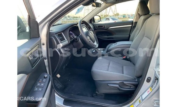 Buy Import Toyota Highlander Other Car in Import - Dubai in Barh el Gazel Buy Import Toyota Highlander Other Car in Import - Dubai in Barh el Gazel