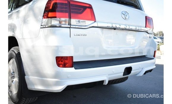 Buy Import Toyota Land Cruiser White Car in Import - Dubai in Barh el Gazel Buy Import Toyota Land Cruiser White Car in Import - Dubai in Barh el Gazel