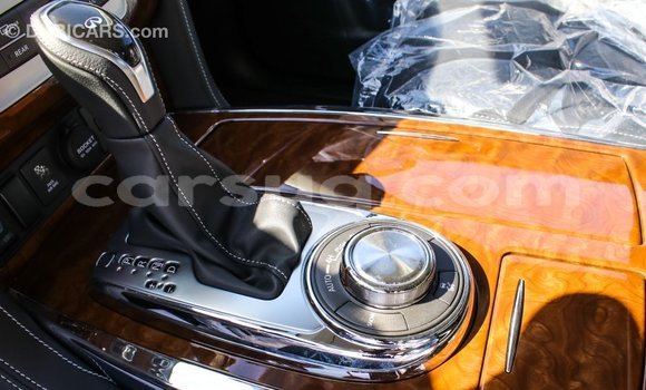 Acheter Import Voiture Infiniti Q Blanc à Import - Dubai, Barh el Gazel Acheter Import Voiture Infiniti Q Blanc à Import - Dubai, Barh el Gazel