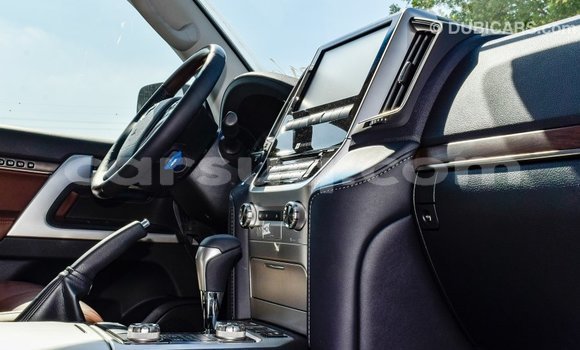 Buy Import Toyota Land Cruiser Black Car in Import - Dubai in Barh el Gazel Buy Import Toyota Land Cruiser Black Car in Import - Dubai in Barh el Gazel