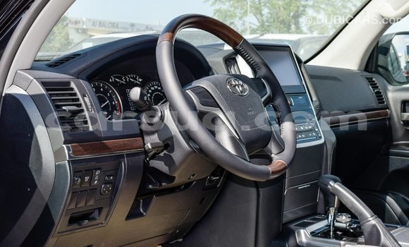 Buy Import Toyota Land Cruiser Black Car in Import - Dubai in Barh el Gazel Buy Import Toyota Land Cruiser Black Car in Import - Dubai in Barh el Gazel