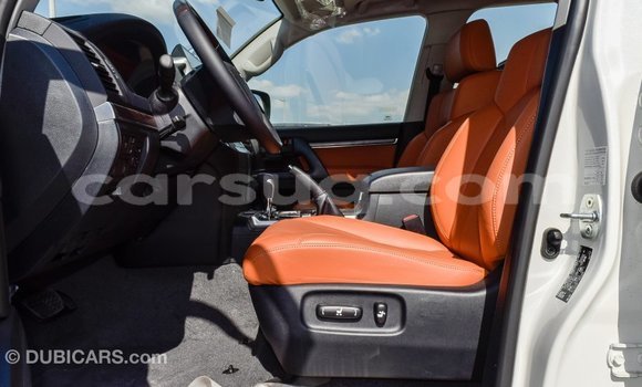 Acheter Import Voiture Toyota Land Cruiser Blanc à Import - Dubai, Barh el Gazel Acheter Import Voiture Toyota Land Cruiser Blanc à Import - Dubai, Barh el Gazel