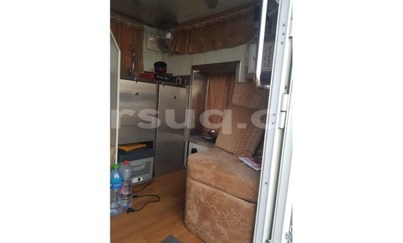 Acheter Import Voiture Kia Carens Blanc à Import - Dubai, Barh el Gazel Acheter Import Voiture Kia Carens Blanc à Import - Dubai, Barh el Gazel