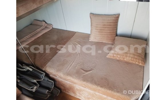 Acheter Import Voiture Kia Carens Blanc à Import - Dubai, Barh el Gazel Acheter Import Voiture Kia Carens Blanc à Import - Dubai, Barh el Gazel