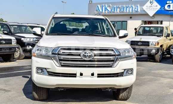 Buy Import Toyota Land Cruiser White Car in Import - Dubai in Barh el Gazel Buy Import Toyota Land Cruiser White Car in Import - Dubai in Barh el Gazel