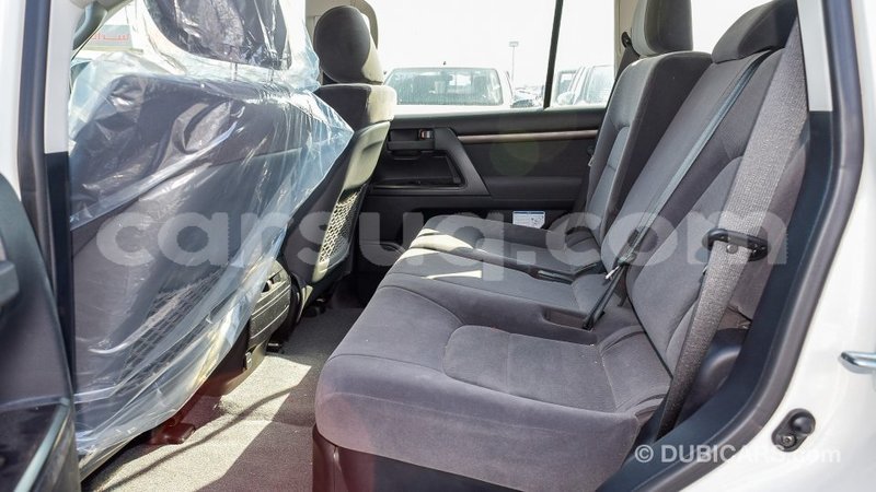 Big with watermark toyota land cruiser barh el gazel import dubai 1909