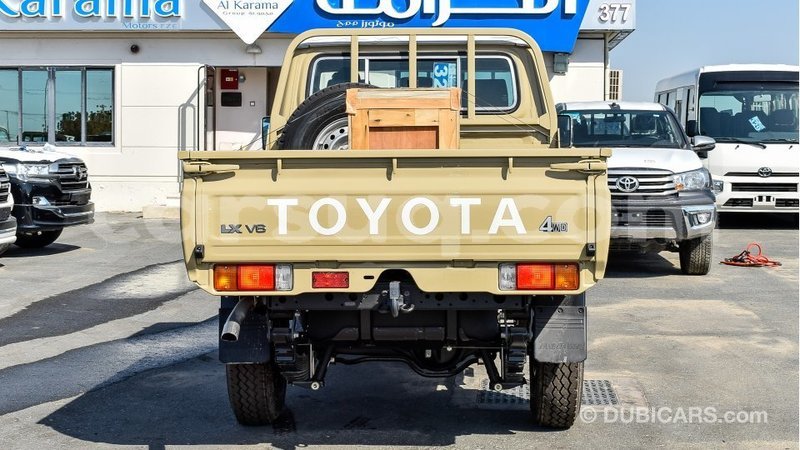 Big with watermark toyota land cruiser barh el gazel import dubai 1913