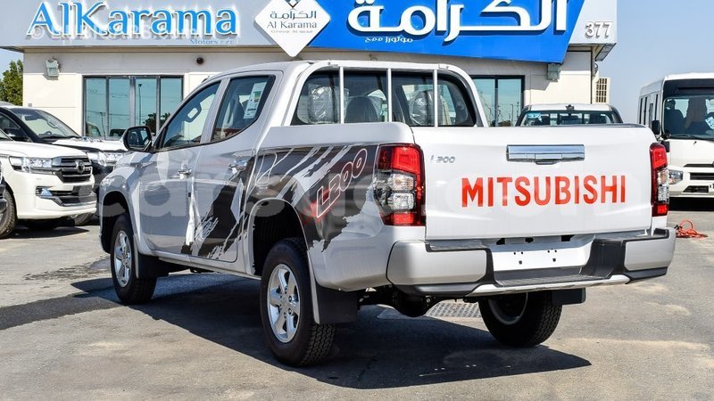 Big with watermark mitsubishi l200 barh el gazel import dubai 1914