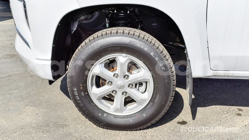 Big with watermark mitsubishi l200 barh el gazel import dubai 1914