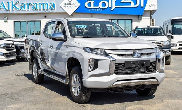 Buy Import Mitsubishi L200 White Car in Import - Dubai in Barh el Gazel Buy Import Mitsubishi L200 White Car in Import - Dubai in Barh el Gazel
