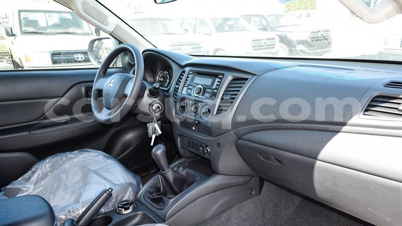 Big with watermark mitsubishi l200 barh el gazel import dubai 1918