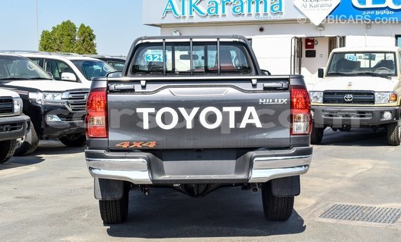 Buy Import Toyota Hilux Other Car in Import - Dubai in Barh el Gazel Buy Import Toyota Hilux Other Car in Import - Dubai in Barh el Gazel