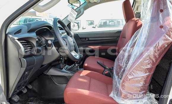 Buy Import Toyota Hilux White Car in Import - Dubai in Barh el Gazel Buy Import Toyota Hilux White Car in Import - Dubai in Barh el Gazel
