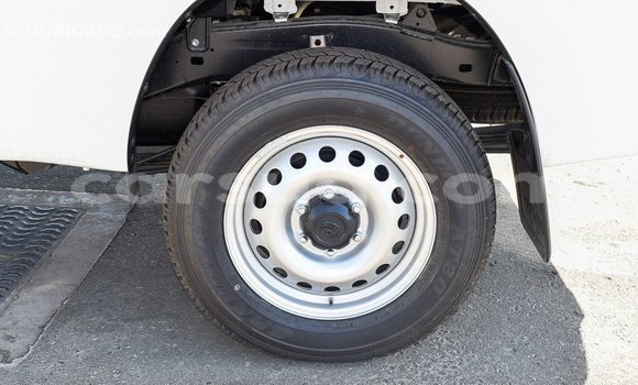 Buy Import Toyota Hilux White Car in Import - Dubai in Barh el Gazel Buy Import Toyota Hilux White Car in Import - Dubai in Barh el Gazel