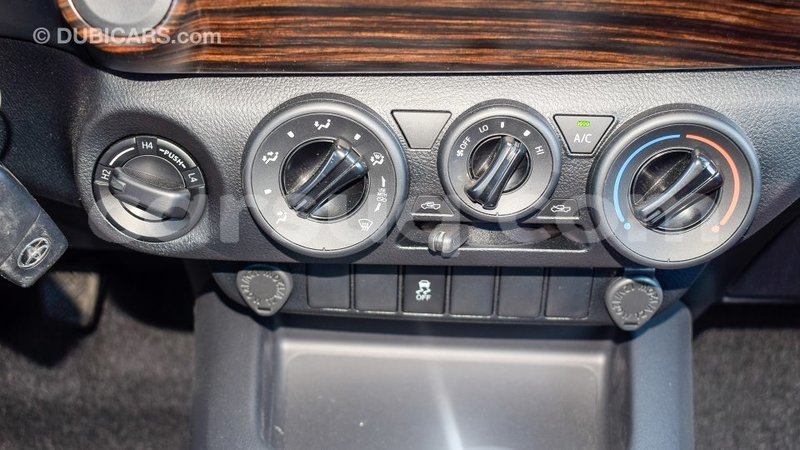 Big with watermark toyota hilux barh el gazel import dubai 1922