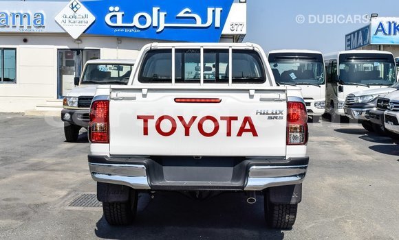 Buy Import Toyota Hilux White Car in Import - Dubai in Barh el Gazel Buy Import Toyota Hilux White Car in Import - Dubai in Barh el Gazel