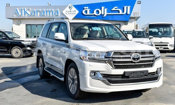 Buy Import Toyota Land Cruiser White Car in Import - Dubai in Barh el Gazel Buy Import Toyota Land Cruiser White Car in Import - Dubai in Barh el Gazel