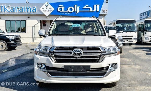 Buy Import Toyota Land Cruiser White Car in Import - Dubai in Barh el Gazel Buy Import Toyota Land Cruiser White Car in Import - Dubai in Barh el Gazel