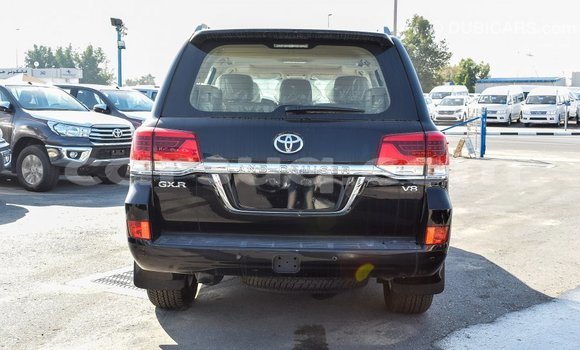 Buy Import Toyota Land Cruiser Black Car in Import - Dubai in Barh el Gazel Buy Import Toyota Land Cruiser Black Car in Import - Dubai in Barh el Gazel