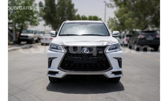 Buy Import Lexus LX White Car in Import - Dubai in Barh el Gazel Buy Import Lexus LX White Car in Import - Dubai in Barh el Gazel
