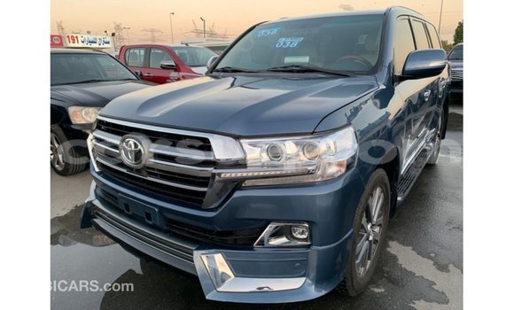 Acheter Import Voiture Toyota Land Cruiser Bleu à Import - Dubai, Barh el Gazel Acheter Import Voiture Toyota Land Cruiser Bleu à Import - Dubai, Barh el Gazel