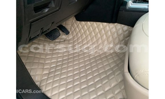 Acheter Import Voiture Toyota Land Cruiser Bleu à Import - Dubai, Barh el Gazel Acheter Import Voiture Toyota Land Cruiser Bleu à Import - Dubai, Barh el Gazel