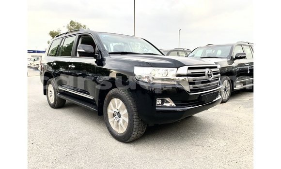 Acheter Import Voiture Toyota Land Cruiser Noir à Import - Dubai, Barh el Gazel Acheter Import Voiture Toyota Land Cruiser Noir à Import - Dubai, Barh el Gazel