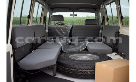 Buy Import Toyota Land Cruiser White Car in Import - Dubai in Barh el Gazel Buy Import Toyota Land Cruiser White Car in Import - Dubai in Barh el Gazel