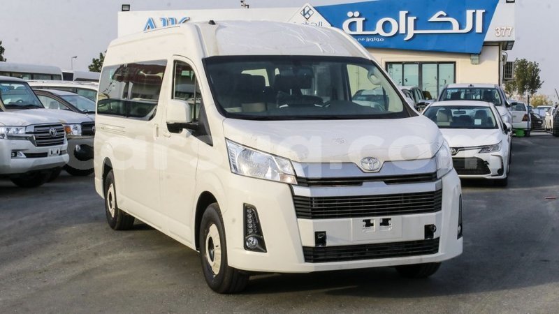 Big with watermark toyota hiace barh el gazel import dubai 1966