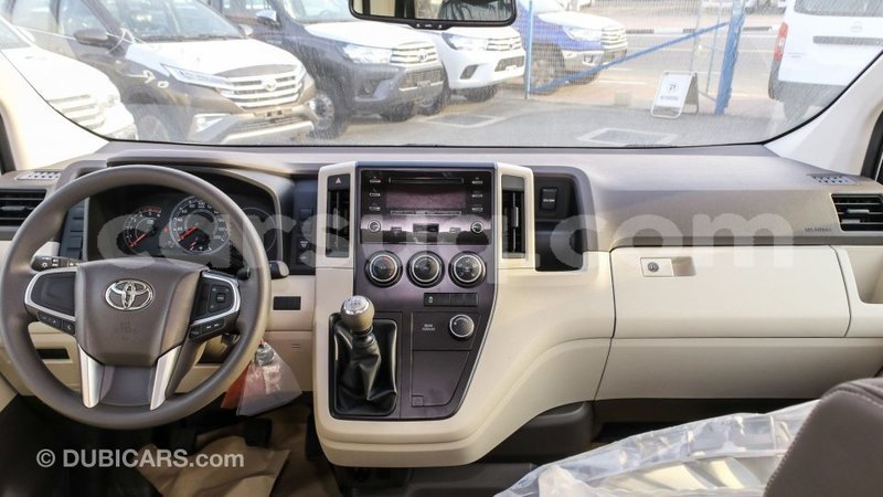 Big with watermark toyota hiace barh el gazel import dubai 1966