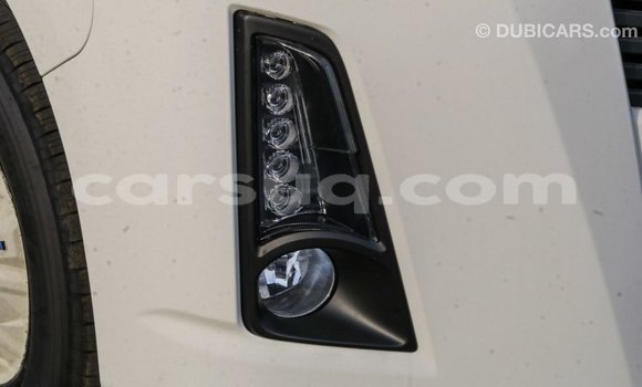 Buy Import Toyota Hiace White Car in Import - Dubai in Barh el Gazel Buy Import Toyota Hiace White Car in Import - Dubai in Barh el Gazel