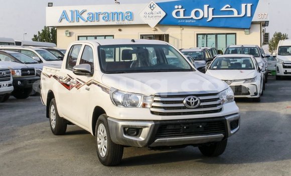 Buy Import Toyota Hilux White Car in Import - Dubai in Barh el Gazel Buy Import Toyota Hilux White Car in Import - Dubai in Barh el Gazel